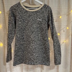 Columbia Women's Black and Cream Long Sleeve Top